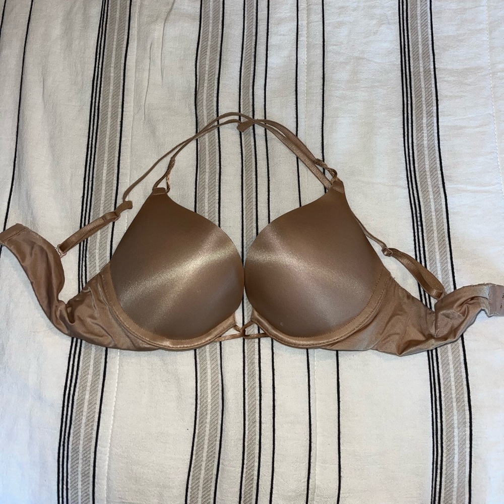 Victoria’s Secret push up bra
